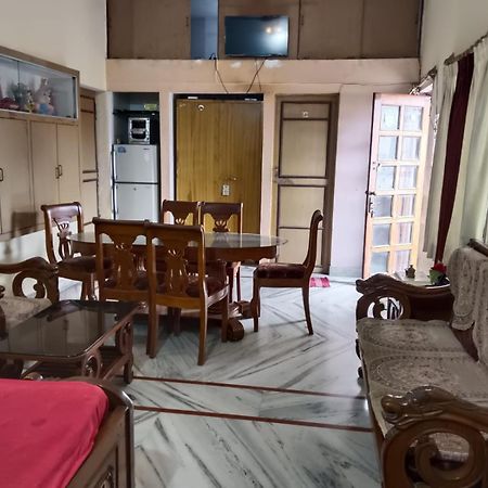 Kusum Palace Varanasi Eksteriør bilde