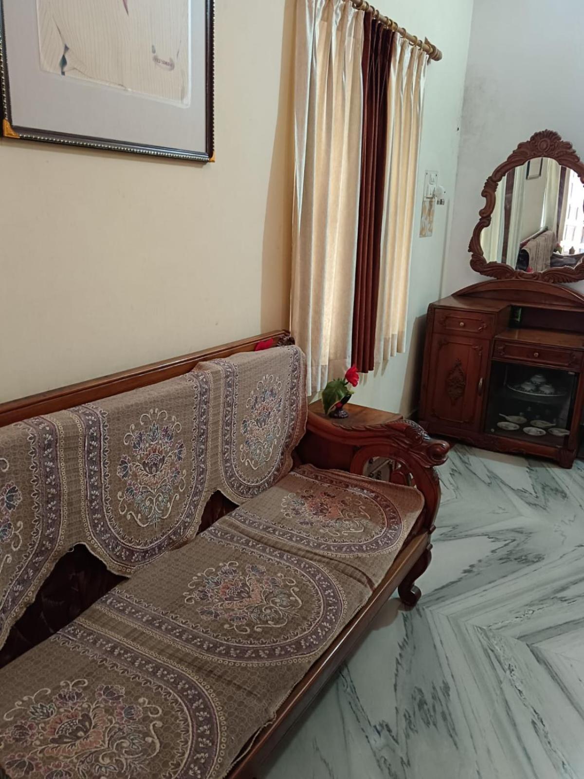 Kusum Palace Varanasi Eksteriør bilde